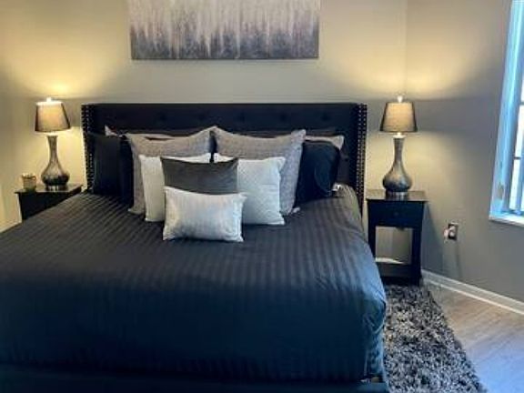 2nd image of 3814 Southpointe Dr #15