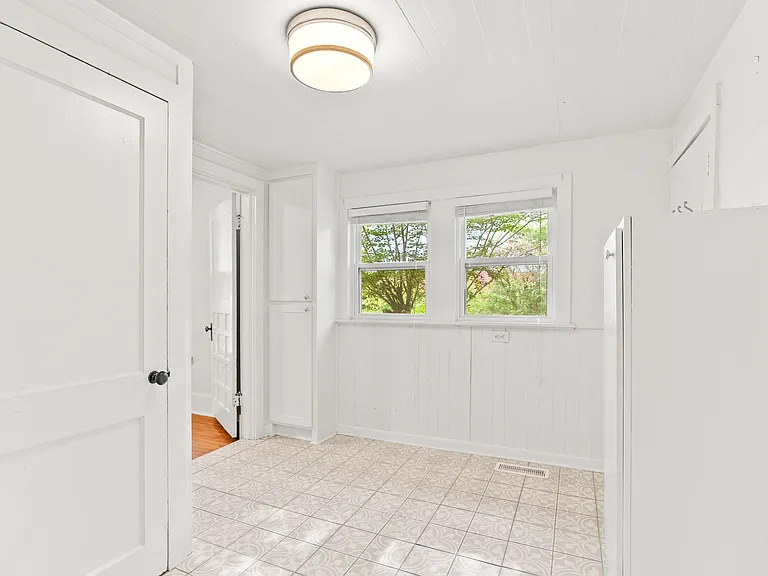 4905 Lee Ave — Photo 24