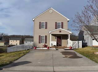 1525 C St, Waynesboro, VA 22980