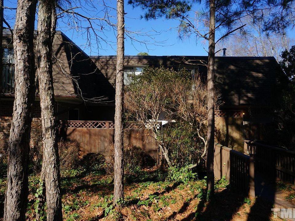 1st image of 392 Summerwalk Cir #392
