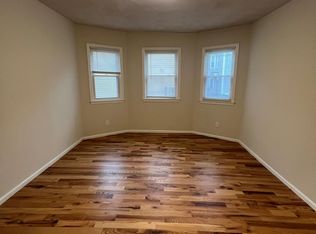 14-16 Callender St #1, Cambridge, MA 02139