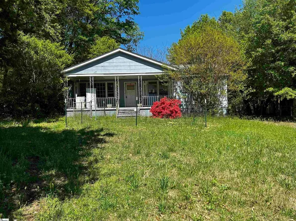 537 Avon Dr, Spartanburg, SC 29303