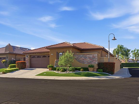 2nd image of 8600 Lago Di Como Ln