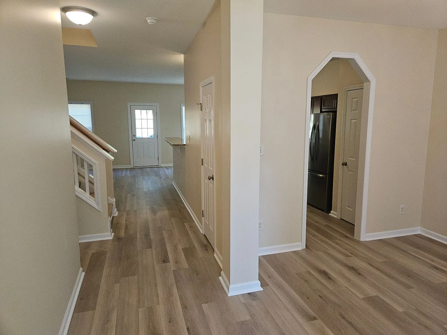 Wonderful 4br/2.5ba in Raleigh! Avail Now! — Photo 4