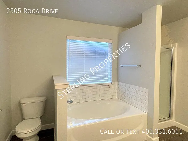 2305 Roca Dr — Photo 9