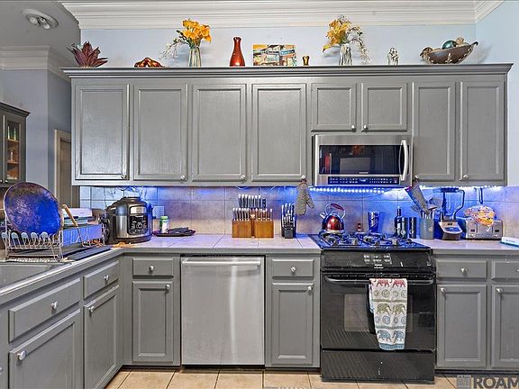 3rd image of 38362 Oakleigh Ln