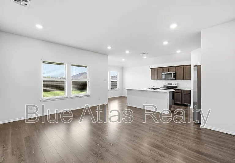 503 Cistern Way — Photo 4