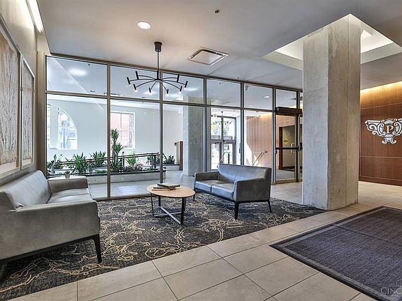 3rd image of 400 Pike St Unit 618