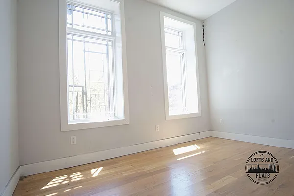 Rented by Lofts and Flats LLC | media 5