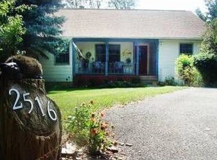 2516 Plymouth St, Blacksburg, VA 24060
