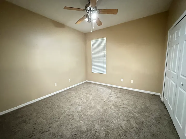 818 Hilly Bend Dr — Photo 11