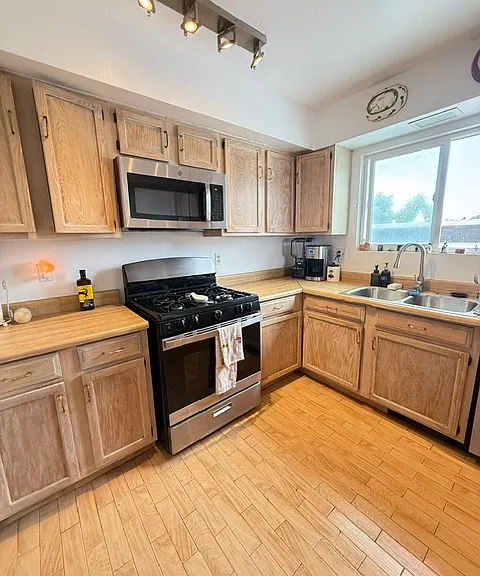 2374 Chalcedony St — Photo 20