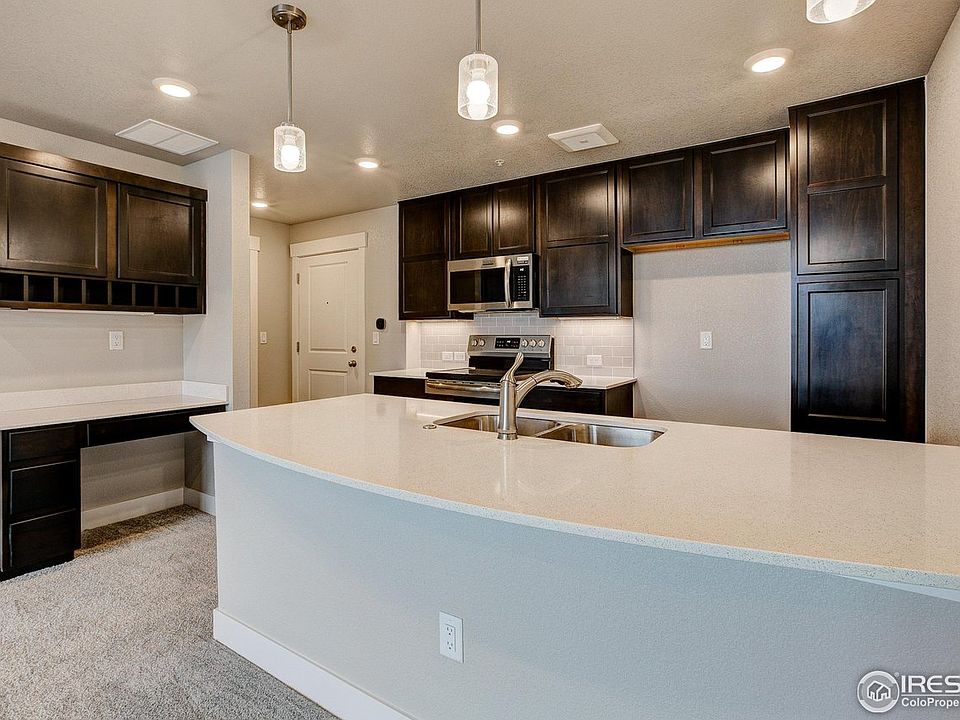 1st image of 827 Schlagel St #8