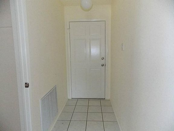 5th image of 14510 Cypress View Dr
