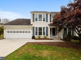 10805 Monticello Dr, Great Falls, VA 22066