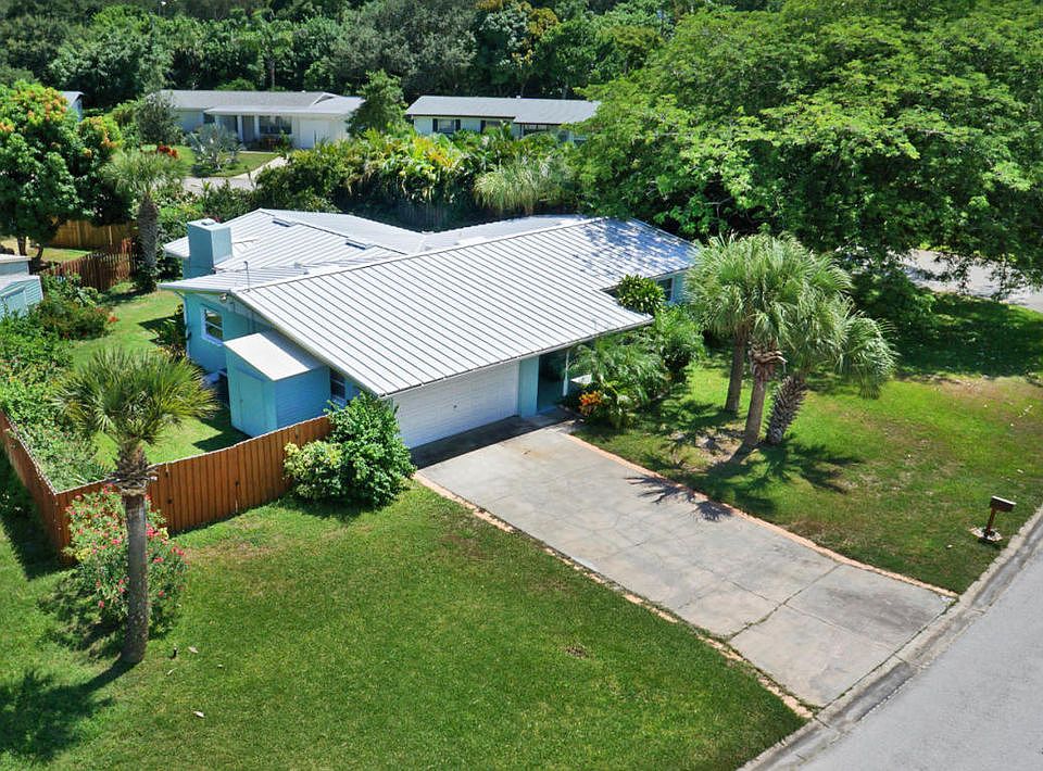 1st image of 319 Harbor Dr