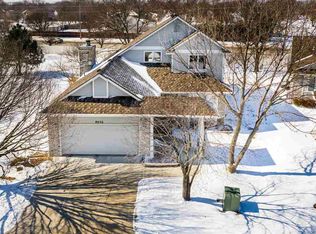 8036 E Windwood Ct, Wichita, KS 67226