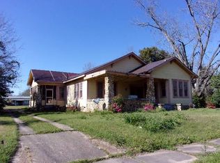 402 E Main St, Hartford, AL 36344