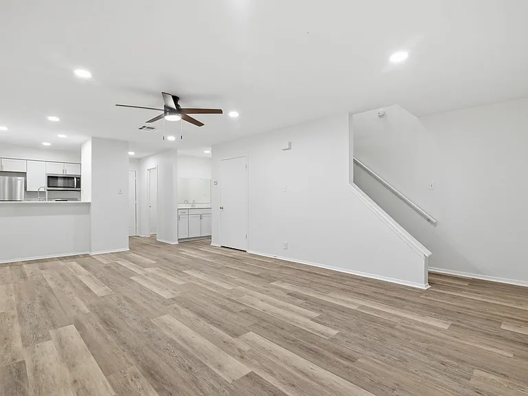 4918 Ty Terrace St #2 — Photo 4