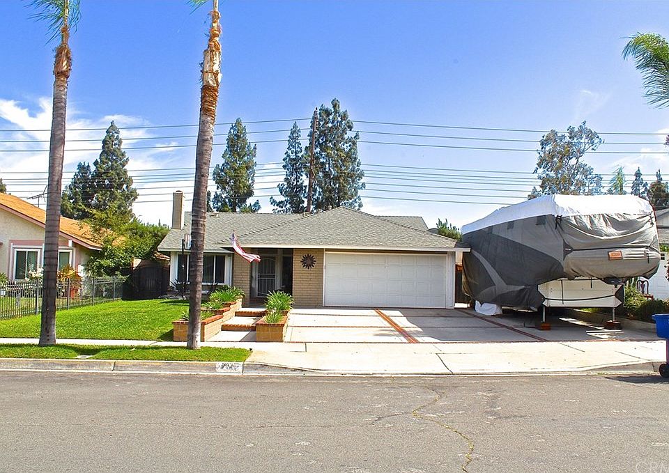 1st image of 2142 E Alondra St