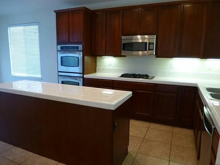 3 bed, 1783 sqft, $2,495 — Photo 3