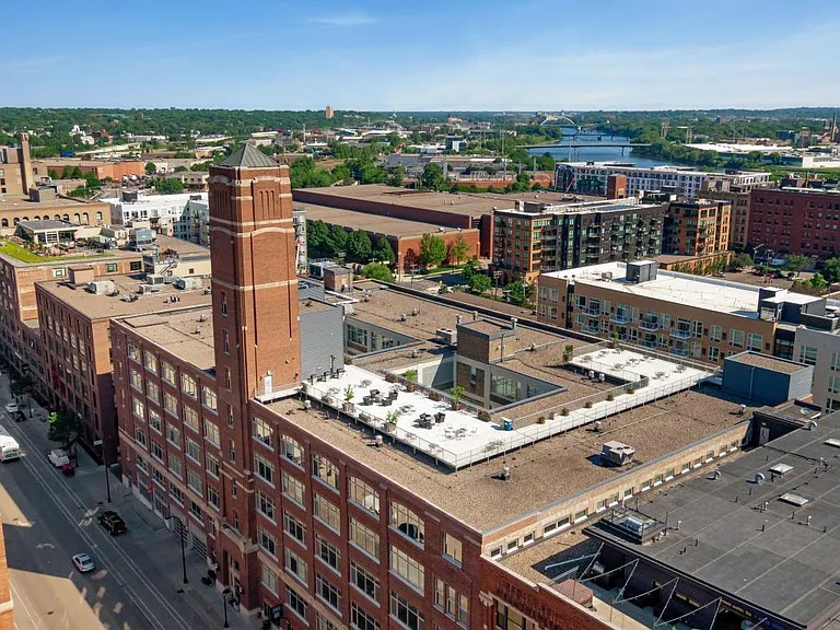 700 Washington Ave N #207 — Photo 36