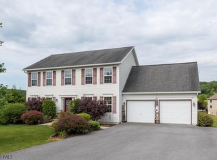 6166 Tuscarora Dr, Huntingdon, PA 16652