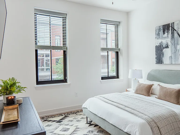 1508 Race St #1R — Photo 15