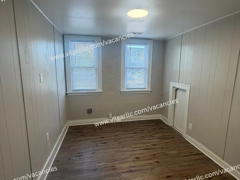 3236 Michigan St — Photo 10
