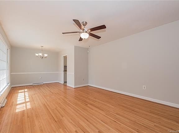 3rd image of 6418 Farmingdale Dr