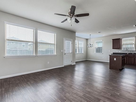 4th image of 390 Guemal Rd