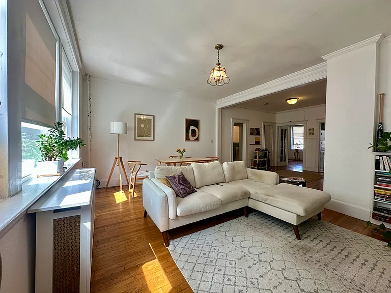 44 Longwood Ave #3 — Photo 10