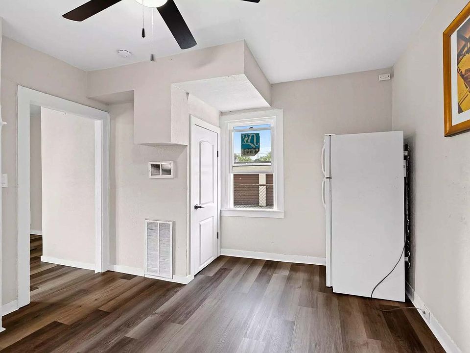 217 Mill St, Oshkosh, WI 54901 Zillow