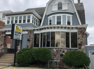 210 Wisconsin Ave, Waukesha, WI 53186