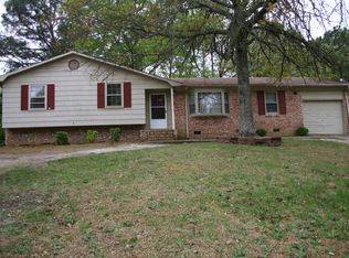 6125 Lonestar Rd, Fayetteville, NC 28303