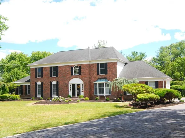 255 Pintail Ct, Langhorne, PA 19047