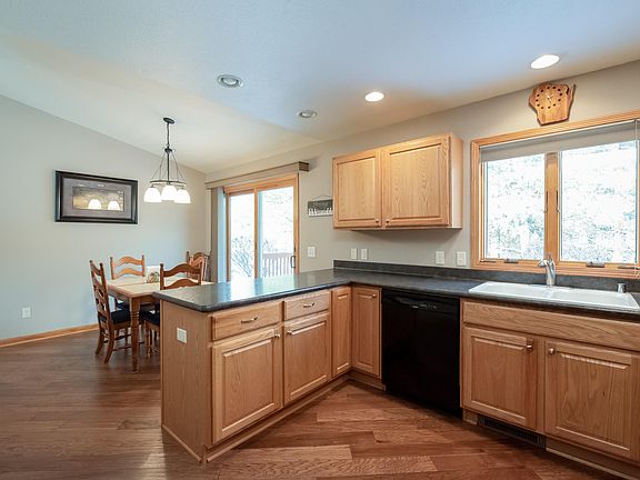3rd image of 1333 Blackwood Ct