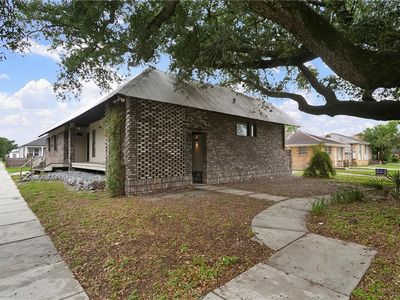 6000 Franklin Ave, New Orleans, LA, 70122