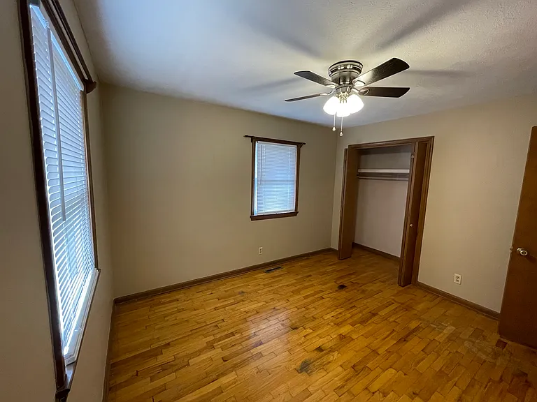 1333 S Ventura Ave — Photo 28