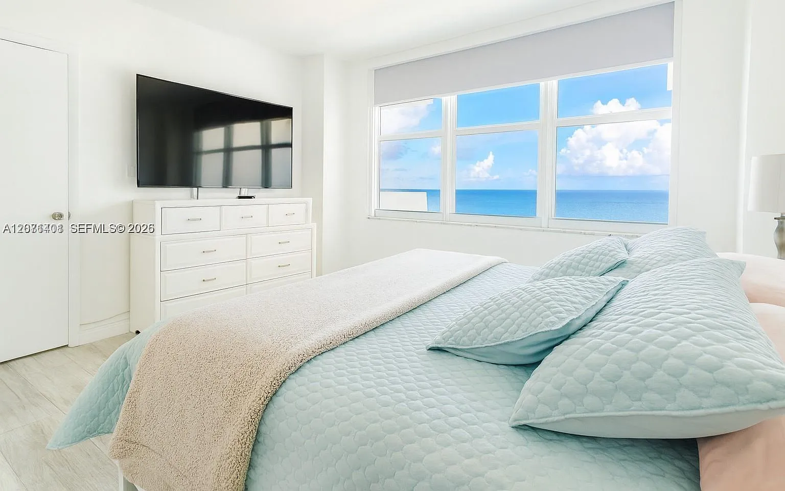 The Pavilion Condo — Photo 4