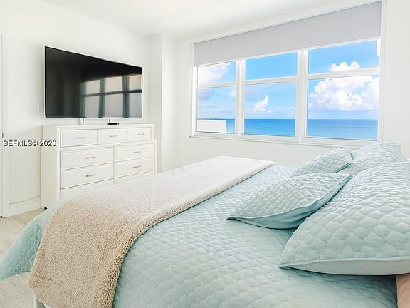 4th image of 5601 Collins Ave APT 1409