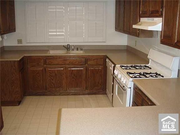 5th image of 3 Laguna Ct