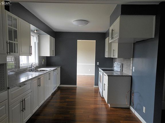 3rd image of 259 Saginaw St