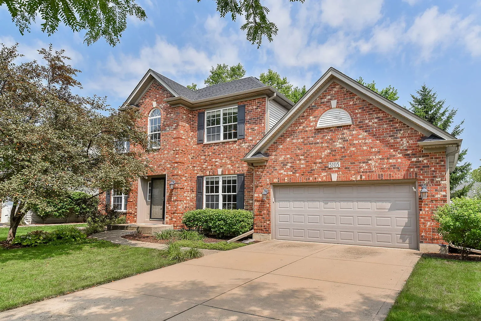 5105 Brighton Ln photo 1