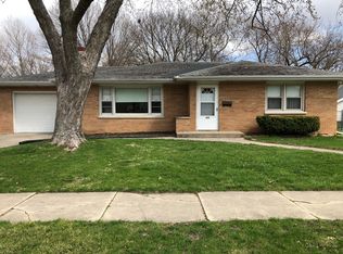 612 N Main St, Sandwich, IL 60548