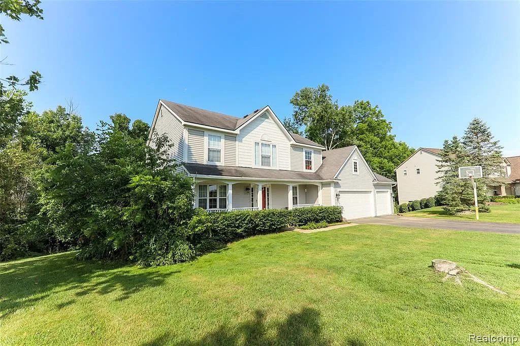 11342 Saddlebrook Cir photo 1
