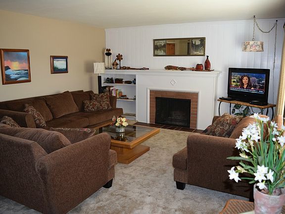 2nd image of 8703 48th Dr NE