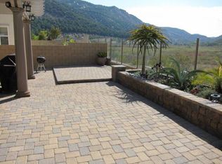 3856 Lake Circle Dr, Fallbrook, CA 92028