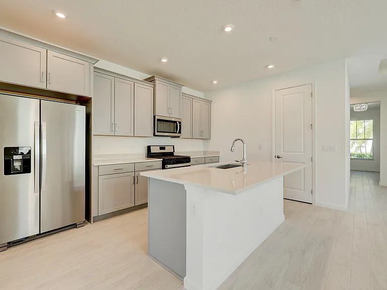 12712 SW Eleanor Dr — Photo 11