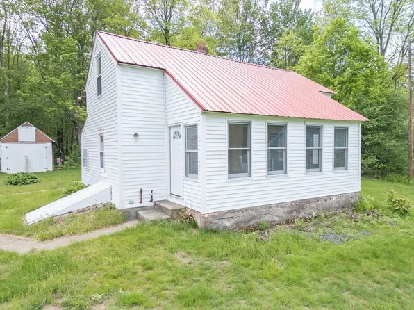 92 Squannacook Rd, Shirley, MA 01464
